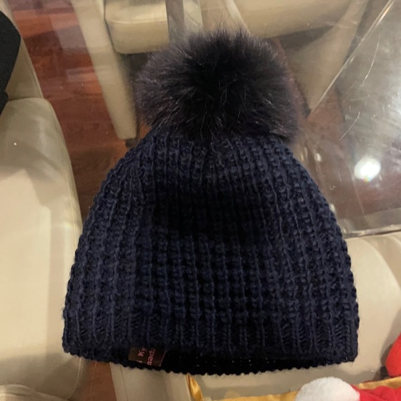 Black Fur Pom Pom Knit Hat NWOT - Picture 1 of 3
